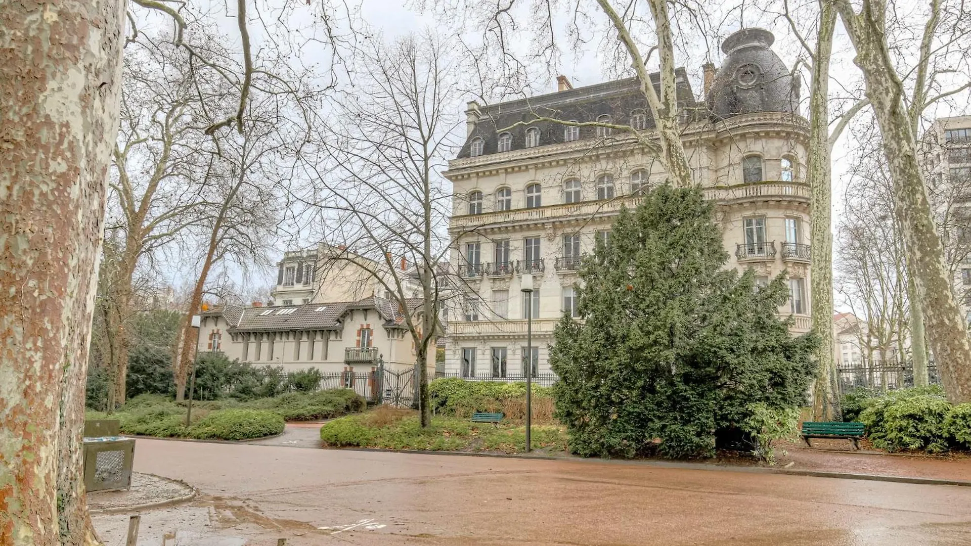 Suite Premium Proche Tete D'Or Lyon 0*,  France